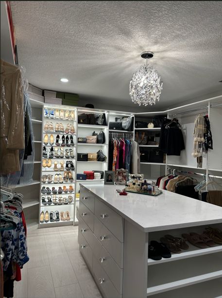 Walk in Closet Renovation — after renovation
