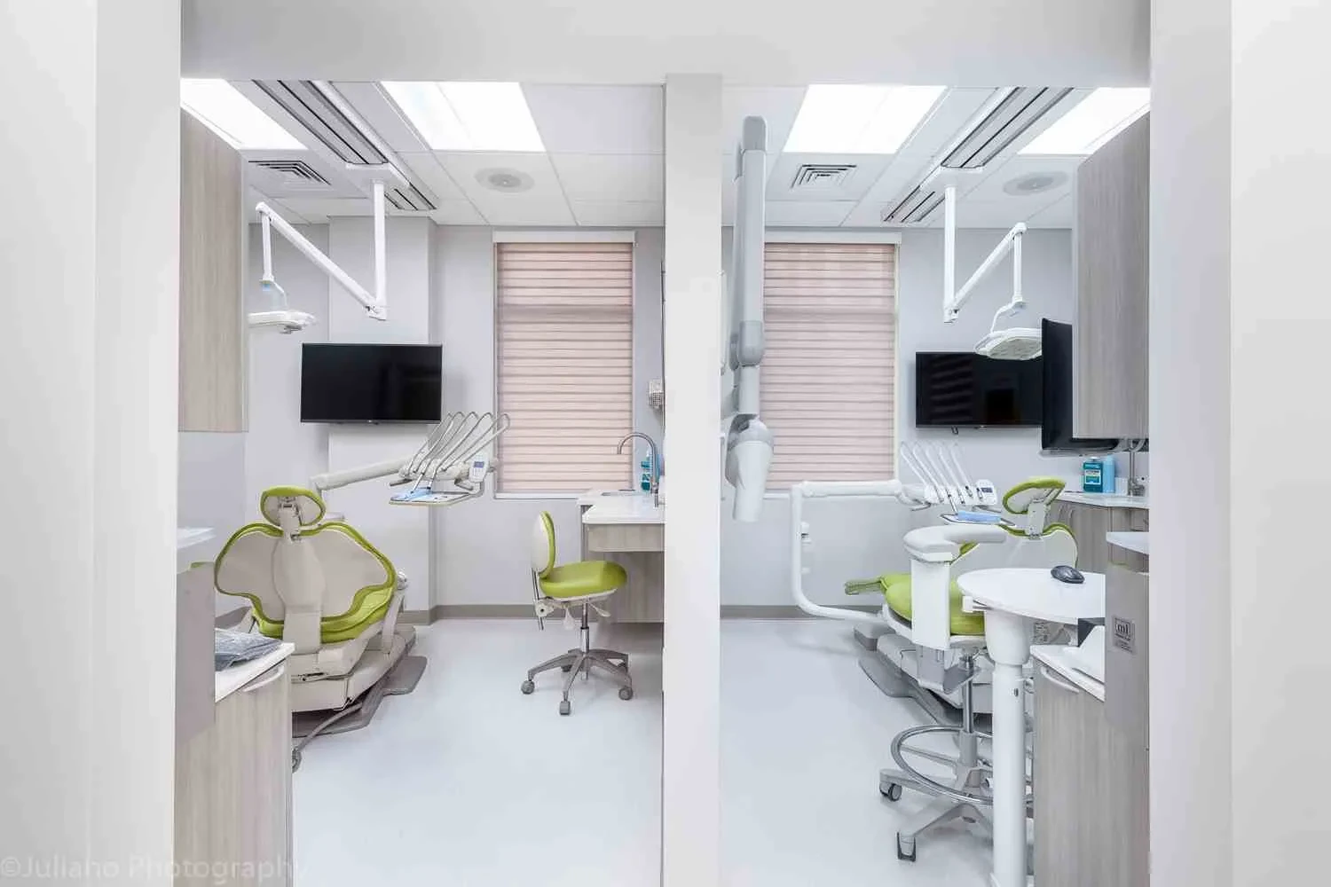 Premier Dental Office — Fort Lauderdale, FL