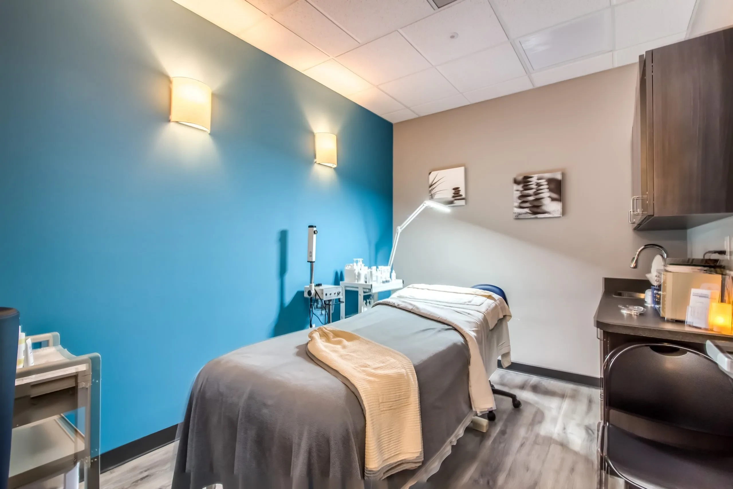 Hand and Stone — Miami Lakes, FL